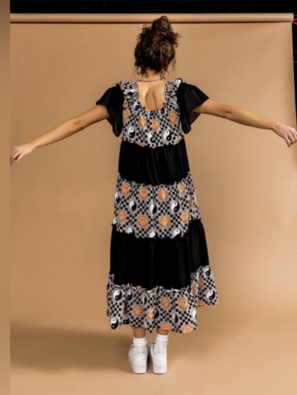 Dressed in Lala Sunshine Girl Midi Dress in Groovy Girl Size XL - Picture 6 of 9